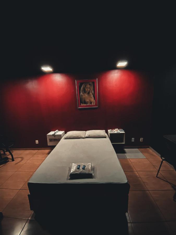 Light Motel Гуарульюс Экстерьер фото