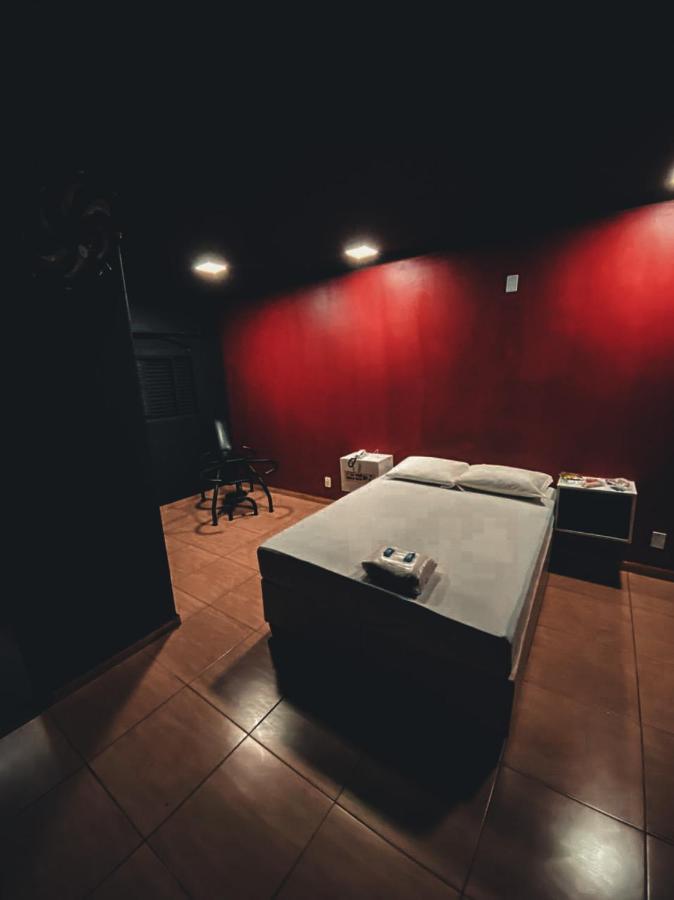Light Motel Гуарульюс Экстерьер фото